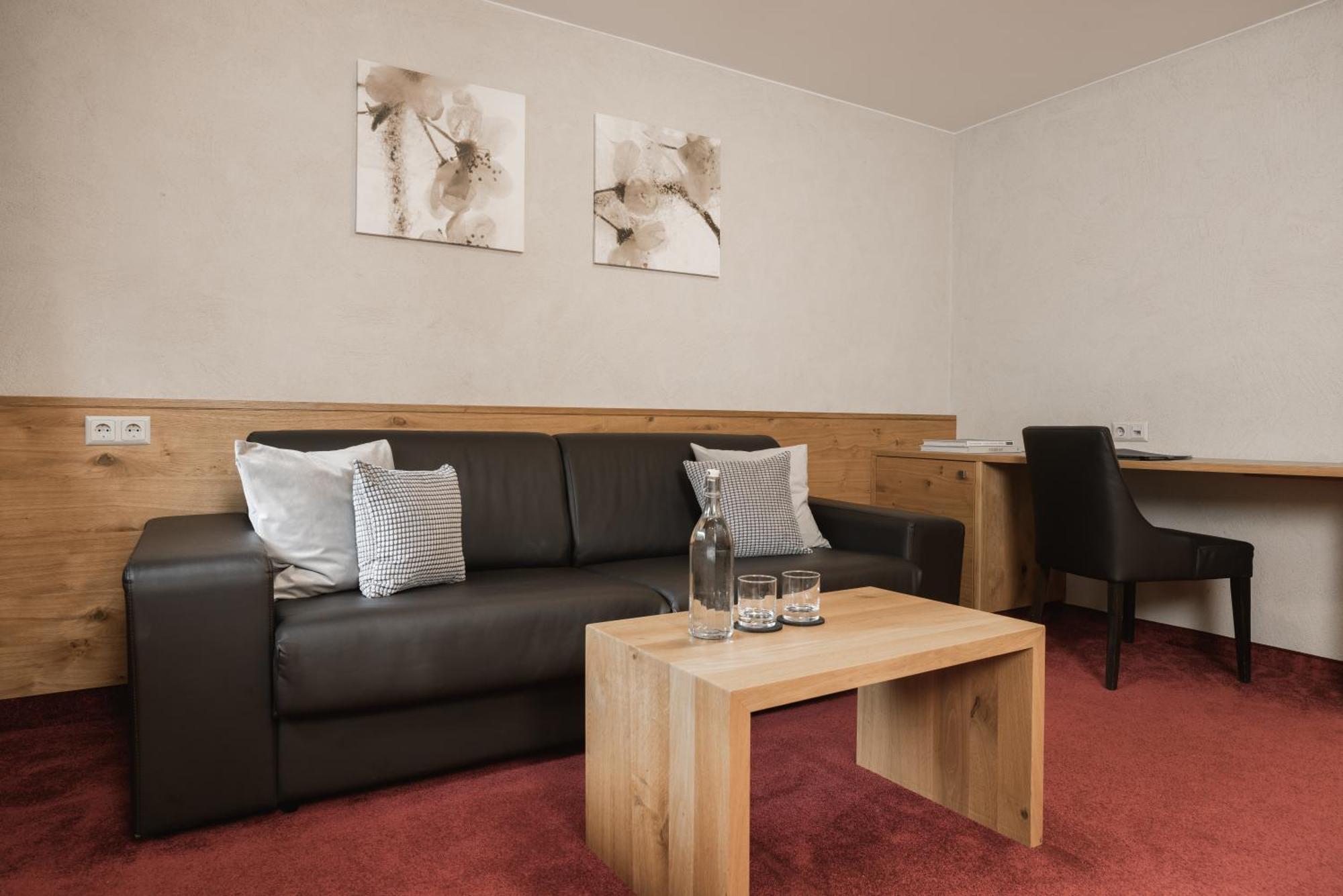 Neueroeffnung Miaflor Familien- & Aktivresort Ried im Oberinntal Quarto foto